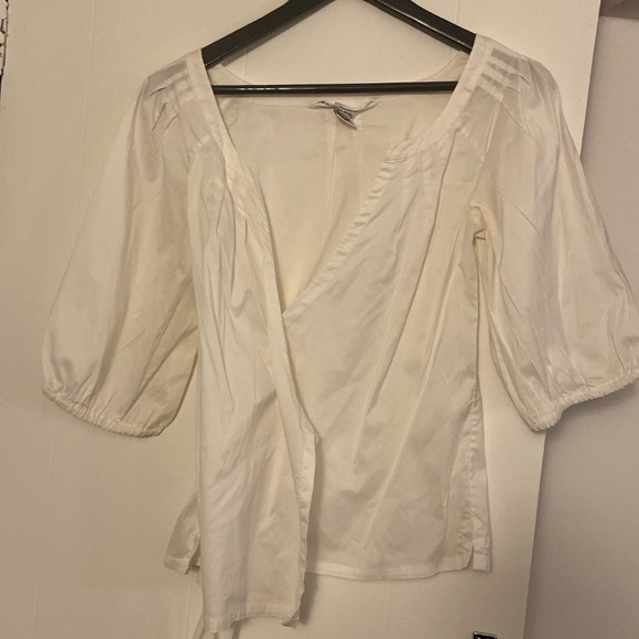 Diane von Furstenberg women’s white wrap blouse, size 0 - Picture 1 of 10